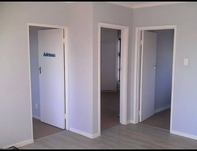 7 BEDROOM HOUSE FOR SALE IN HEIDERAND